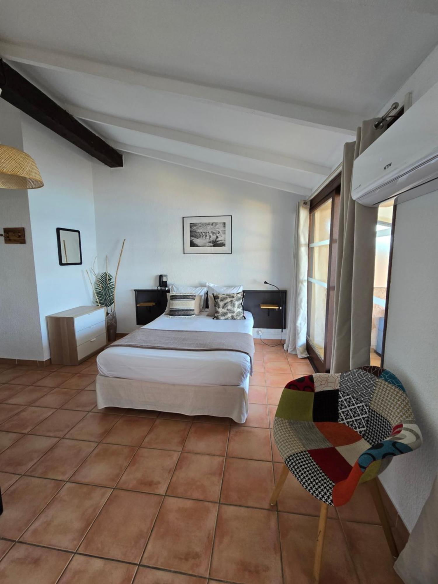 Hotel Chanteplage Saint-Cyr-sur-Mer Exterior foto